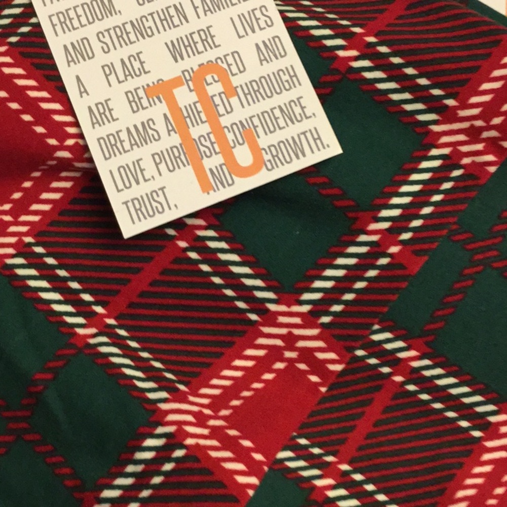 Lularoe TC Merry & Bright Holiday Plaid